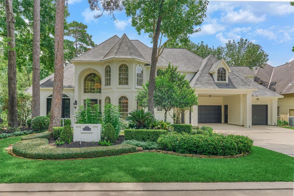 319 S Silvershire Circle, The Woodlands, TX 77381