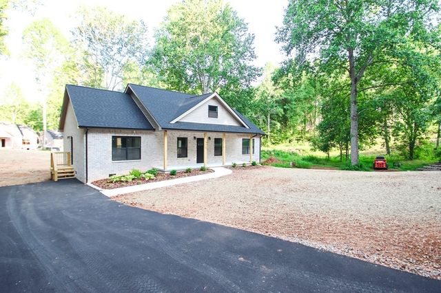 329 Webb Road, Sparta, TN 38583