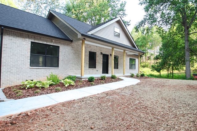 329 Webb Road, Sparta, TN 38583