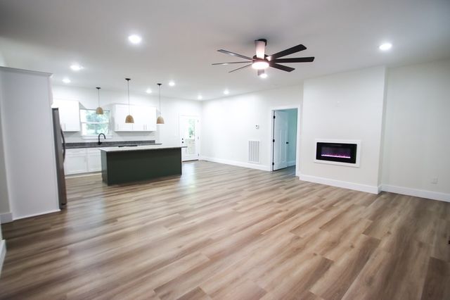 329 Webb Road, Sparta, TN 38583