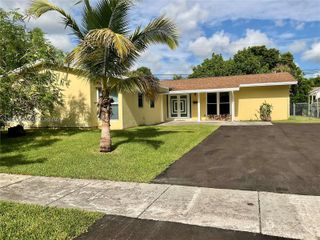 19010 SW 96th Avenue, Cutler Bay, FL 33157