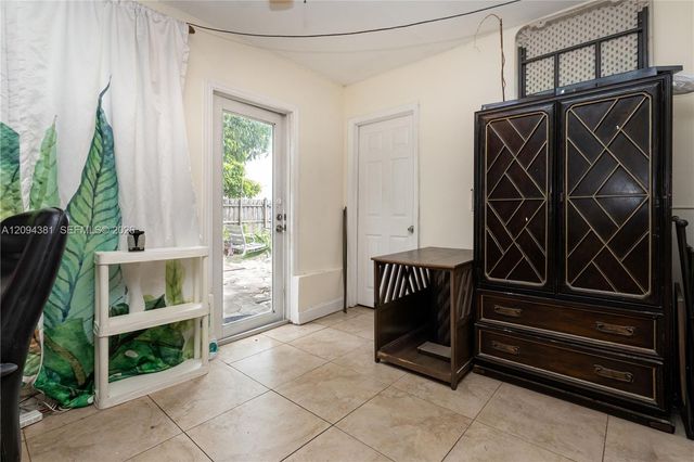 17811 SW 112th Avenue, Miami, FL 33157