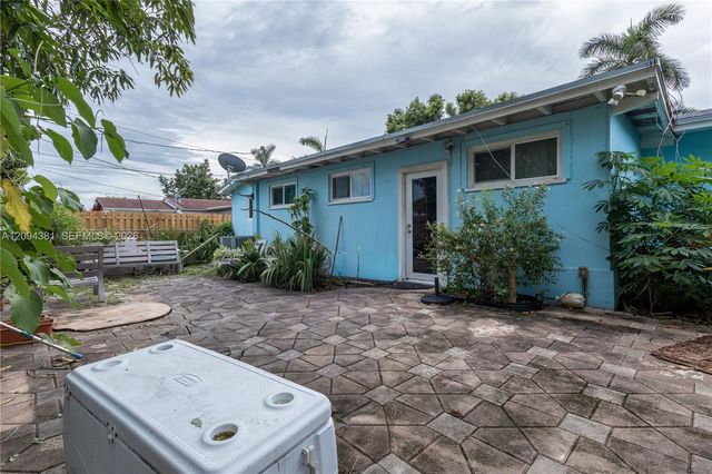 17811 SW 112th Avenue, Miami, FL 33157