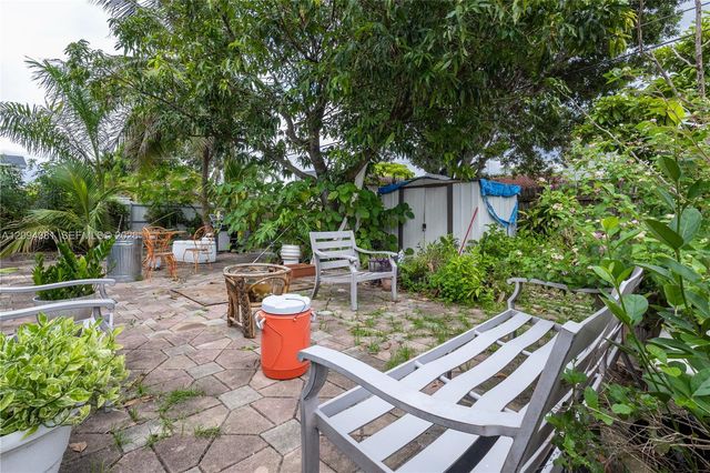 17811 SW 112th Avenue, Miami, FL 33157