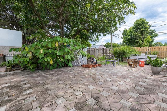 17811 SW 112th Avenue, Miami, FL 33157