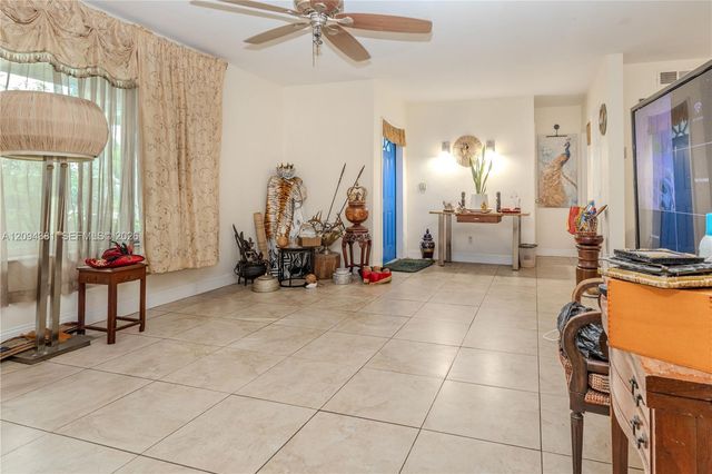 17811 SW 112th Avenue, Miami, FL 33157