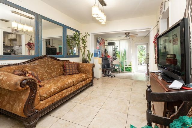 17811 SW 112th Avenue, Miami, FL 33157