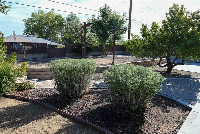 1677 Arcane, Simi Valley, CA 93065