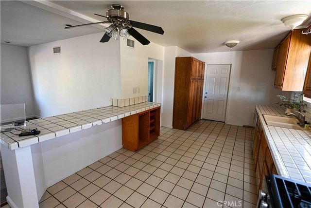 1677 Arcane, Simi Valley, CA 93065