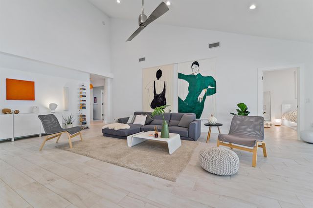 125 Harbourside Circle, Jupiter, FL 33477