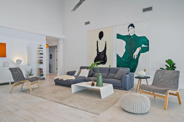 125 Harbourside Circle, Jupiter, FL 33477