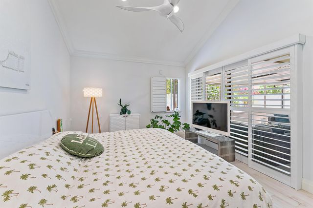 125 Harbourside Circle, Jupiter, FL 33477