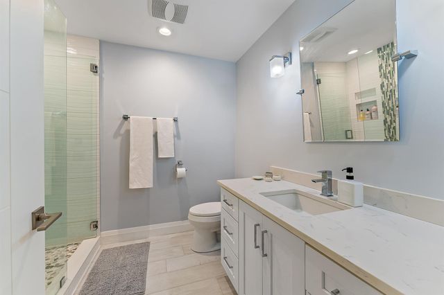 125 Harbourside Circle, Jupiter, FL 33477