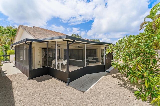 125 Harbourside Circle, Jupiter, FL 33477