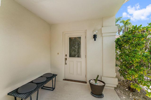 125 Harbourside Circle, Jupiter, FL 33477