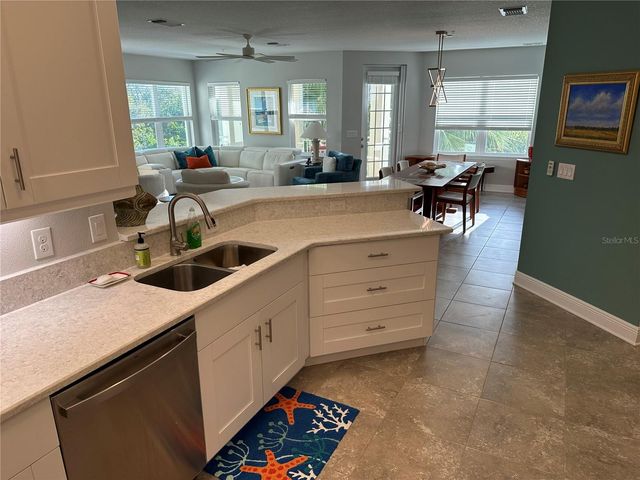 7610 34TH AVENUE W 203, Bradenton, FL 34209