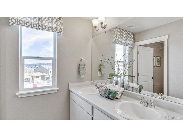 7418 26th St, Greeley, CO 80634