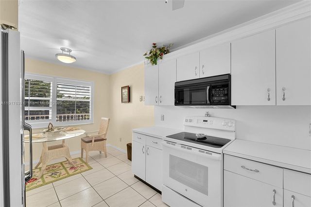 2603 NW 103rd Ave 304, Sunrise, FL 33322