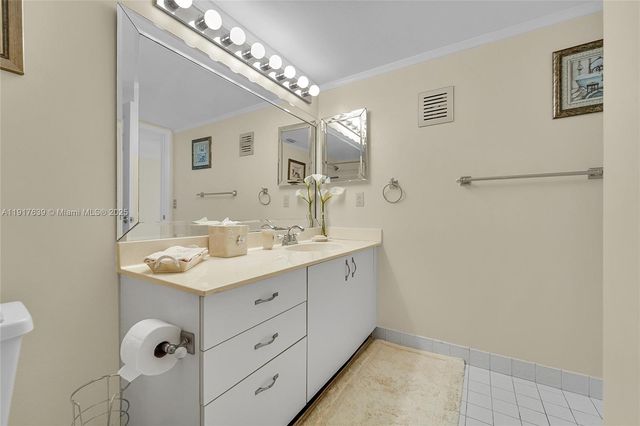 2603 NW 103rd Ave 304, Sunrise, FL 33322