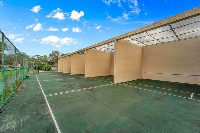 2603 NW 103rd Ave 304, Sunrise, FL 33322