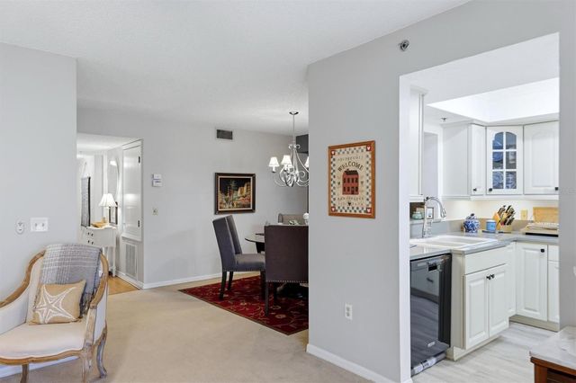 7301 29TH AVENUE DRIVE W 204, Bradenton, FL 34209