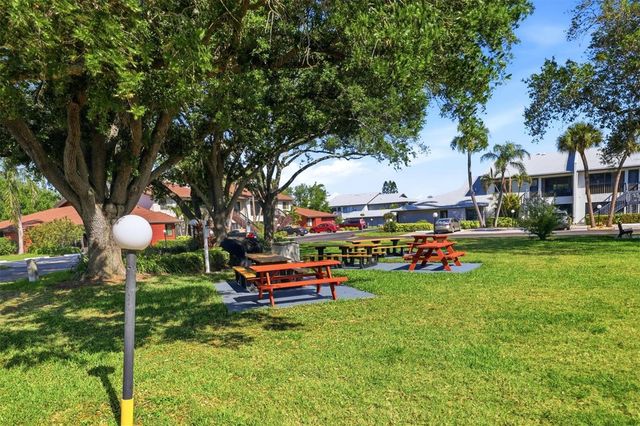 7301 29TH AVENUE DRIVE W 204, Bradenton, FL 34209