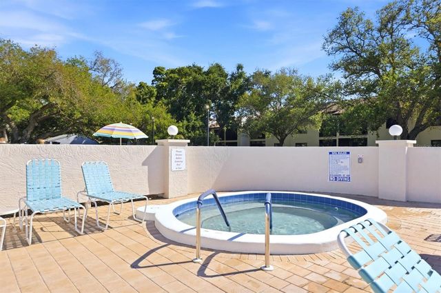 7301 29TH AVENUE DRIVE W 204, Bradenton, FL 34209