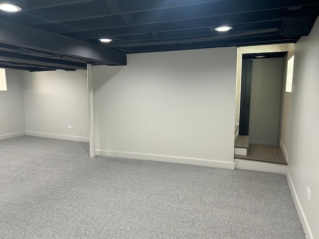 8405 S Indiana Avenue, Chicago, IL 60619