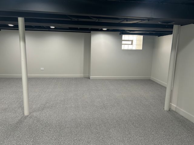 8405 S Indiana Avenue, Chicago, IL 60619
