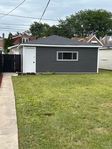 8405 S Indiana Avenue, Chicago, IL 60619