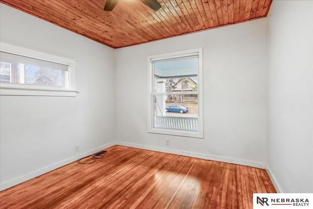 645 S 28th Street, Lincoln, NE 68510