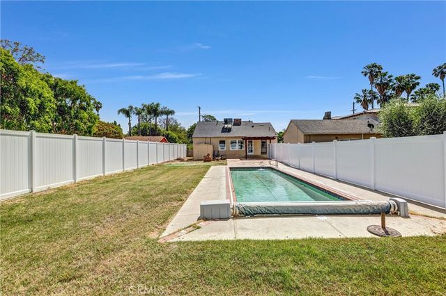 5659 Donna Avenue, Tarzana, CA 91356