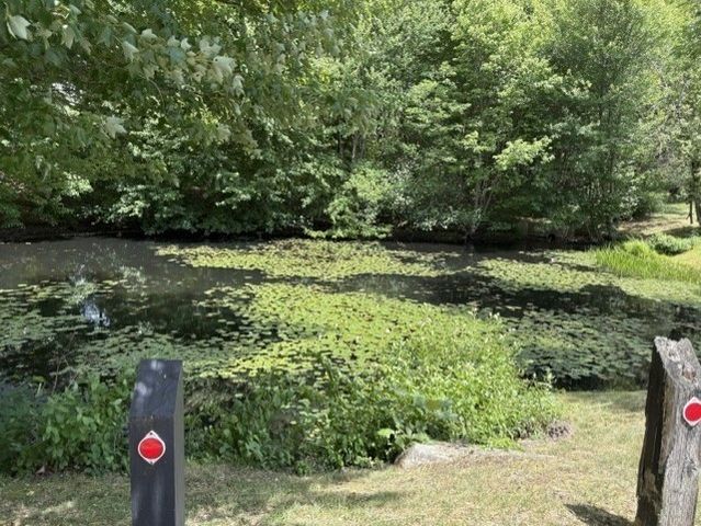 3 Fairway Ln 1, Blackstone, MA 01504