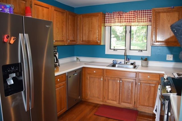 3 Fairway Ln 1, Blackstone, MA 01504