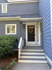 3 Fairway Ln 1, Blackstone, MA 01504