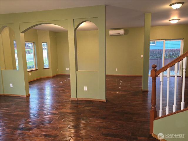 1006 Cathleen Street, Port Angeles, WA 98363