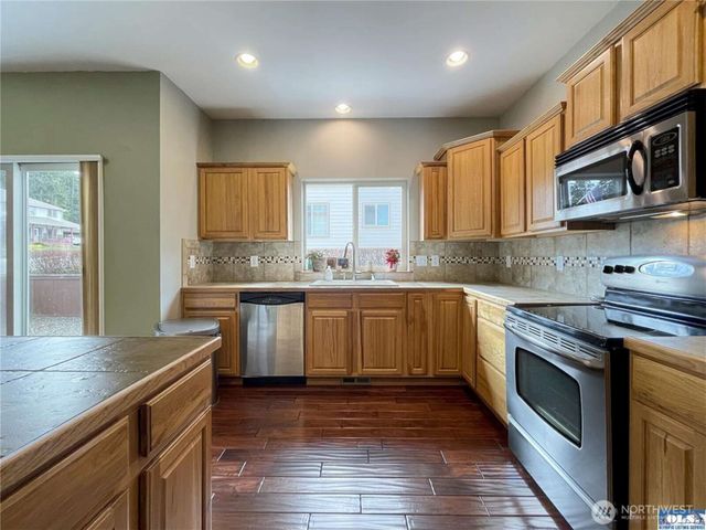 1006 Cathleen Street, Port Angeles, WA 98363