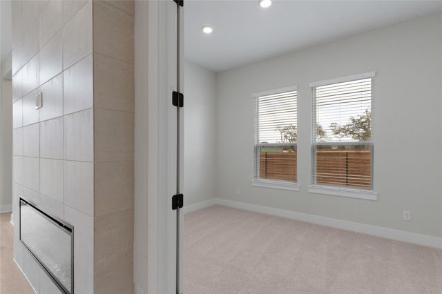 1109 Painted Horse DR, Georgetown, TX 78633