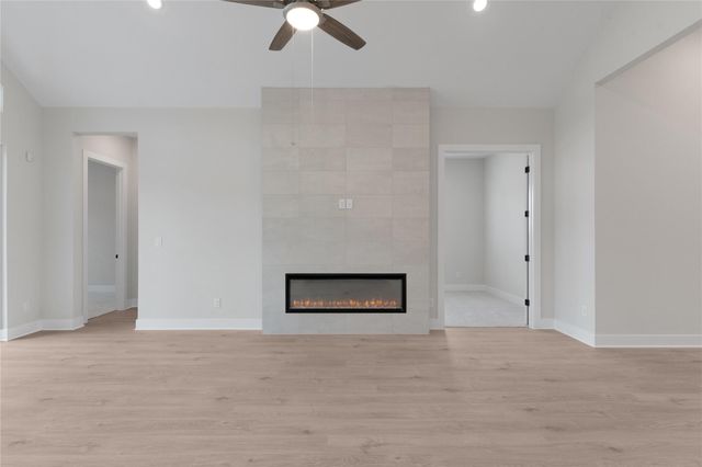 1109 Painted Horse DR, Georgetown, TX 78633