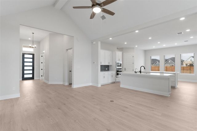 1109 Painted Horse DR, Georgetown, TX 78633