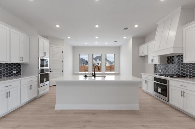 1109 Painted Horse DR, Georgetown, TX 78633