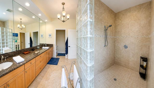 2557 MARBLEHEAD DRIVE, Sarasota, FL 34231