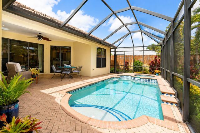 2557 MARBLEHEAD DRIVE, Sarasota, FL 34231