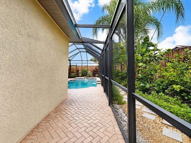 2557 MARBLEHEAD DRIVE, Sarasota, FL 34231