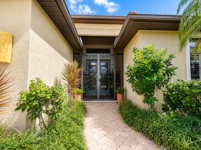 2557 MARBLEHEAD DRIVE, Sarasota, FL 34231