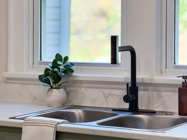 2020 WEST MIDLAND TRL, Lexington, VA 24450