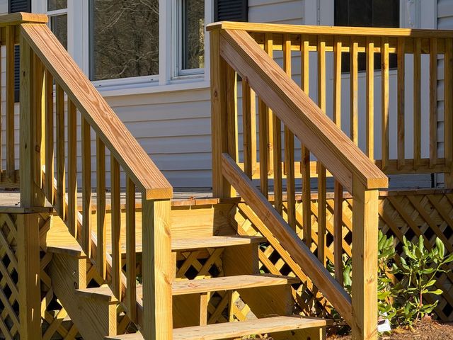 2020 WEST MIDLAND TRL, Lexington, VA 24450