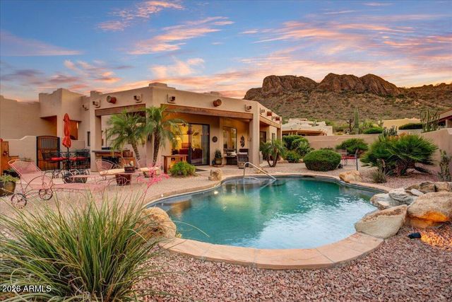 9974 E Gold Dust Place, Gold Canyon, AZ 85118