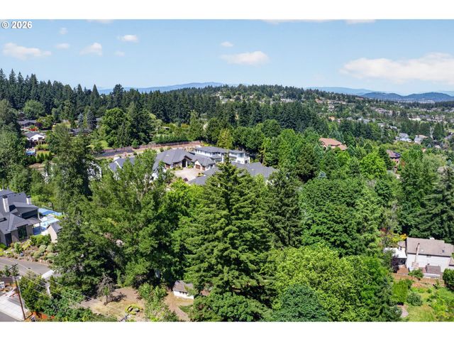 12510 Se MT SCOTT Blvd, Happy Valley, OR 97086