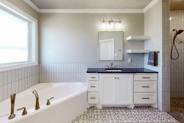 3005 Alpha Court, Bryan, TX 77808